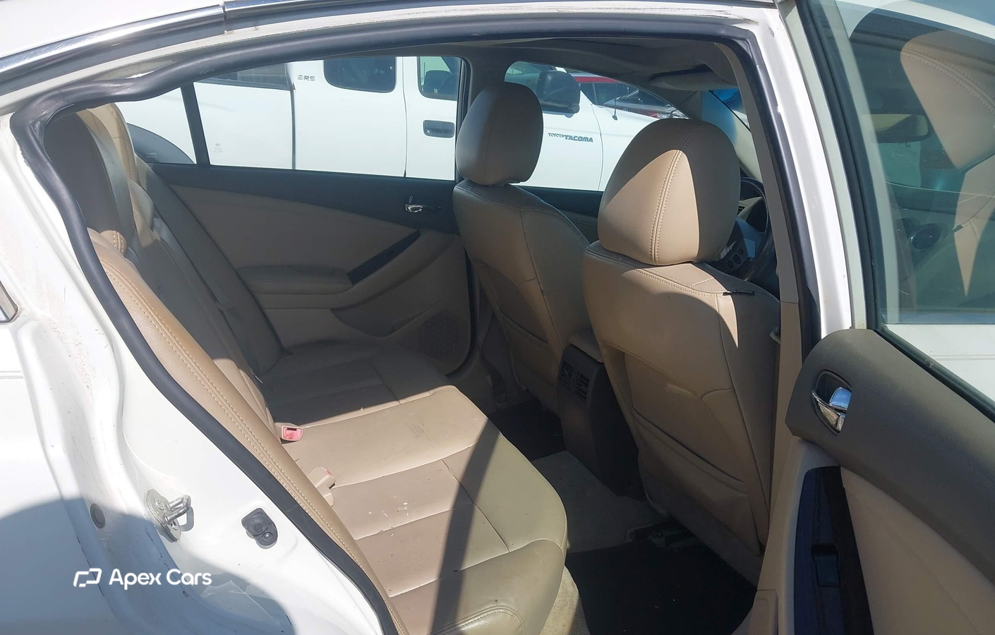 Nissan Altima 2012