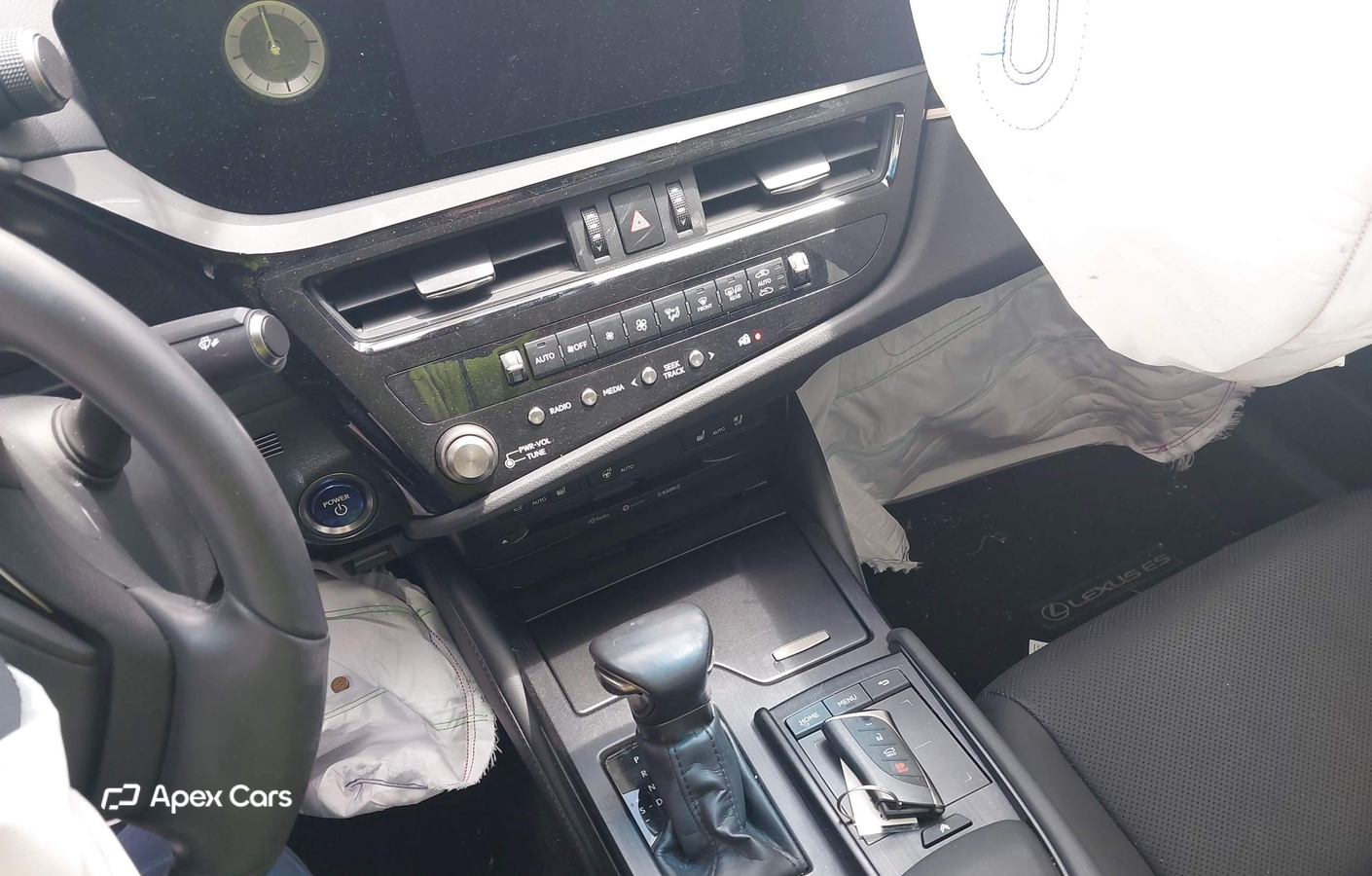 Lexus ES 2022