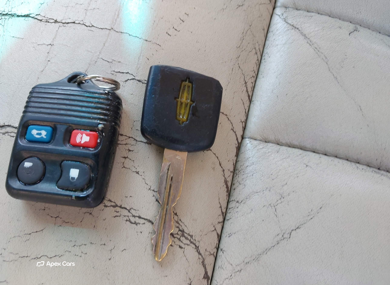 Lincoln Town Car 2005