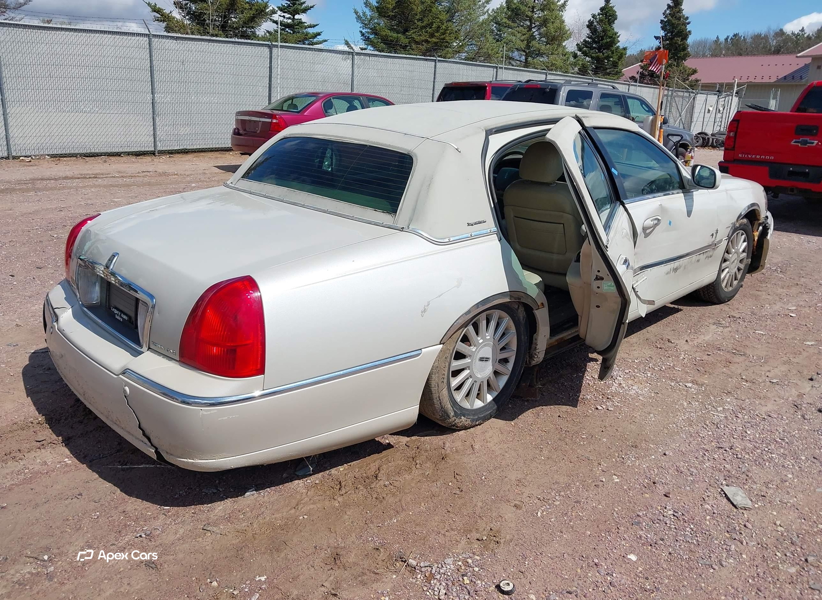 Lincoln Town Car 2005