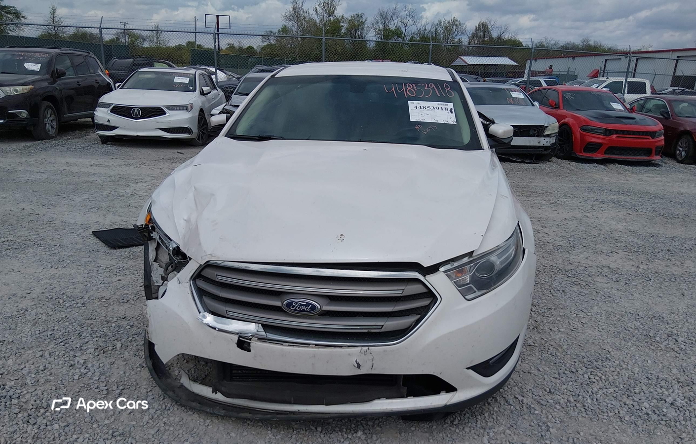 Ford Taurus 2016