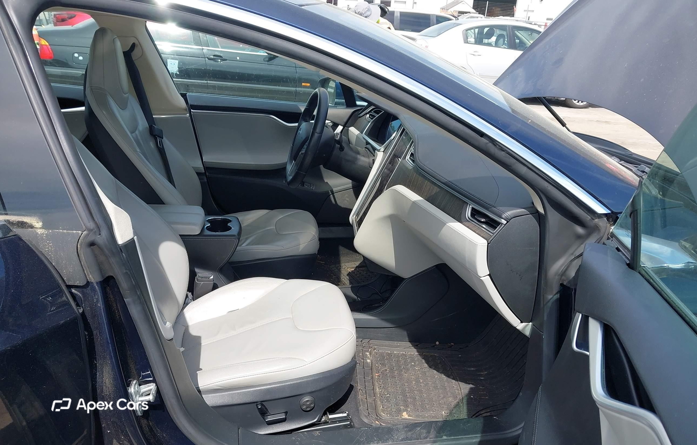 Tesla Model S 2014