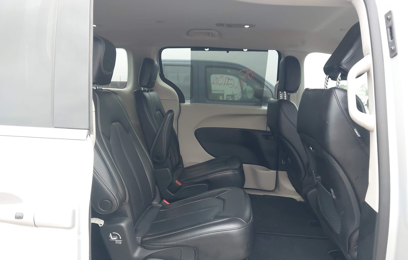 Chrysler Pacifica 2023