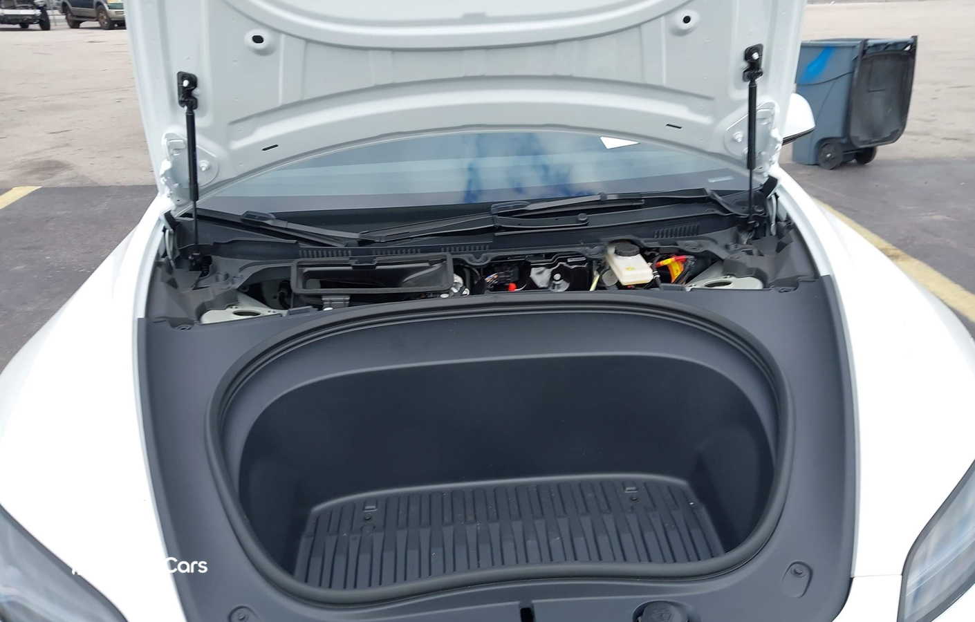 Tesla Model 3 2025