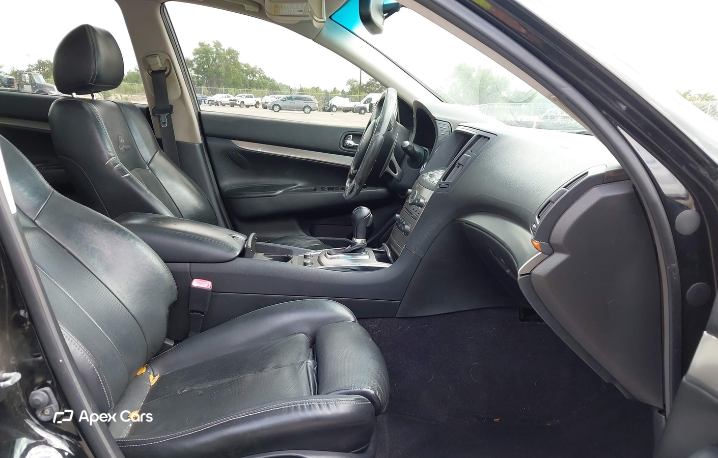 Infiniti G 2012