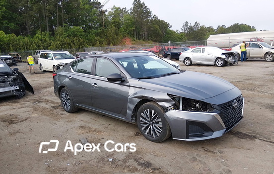 Nissan Altima 2025 - Image 1 of 19