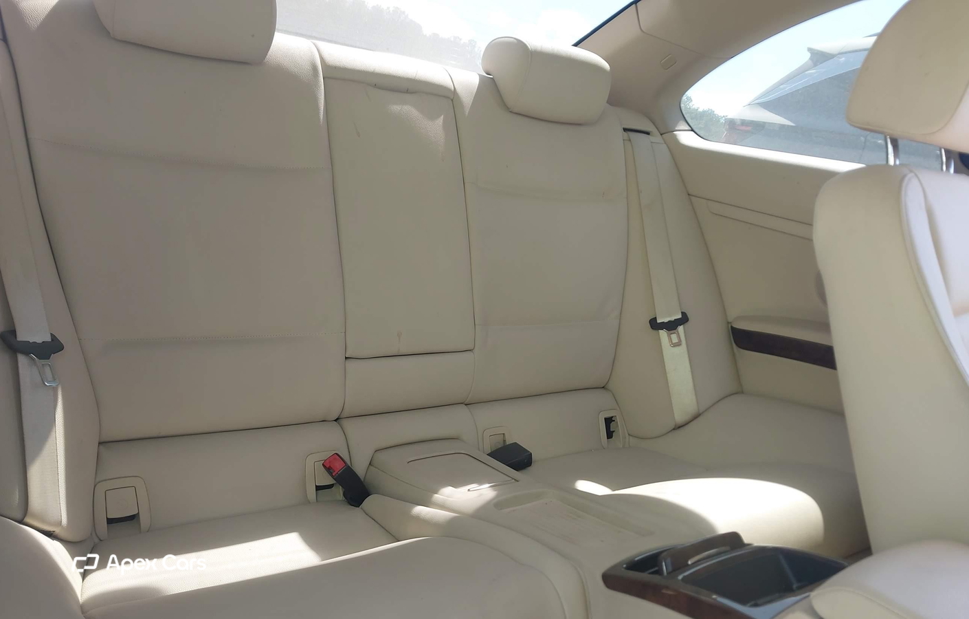 BMW Series 3 2010