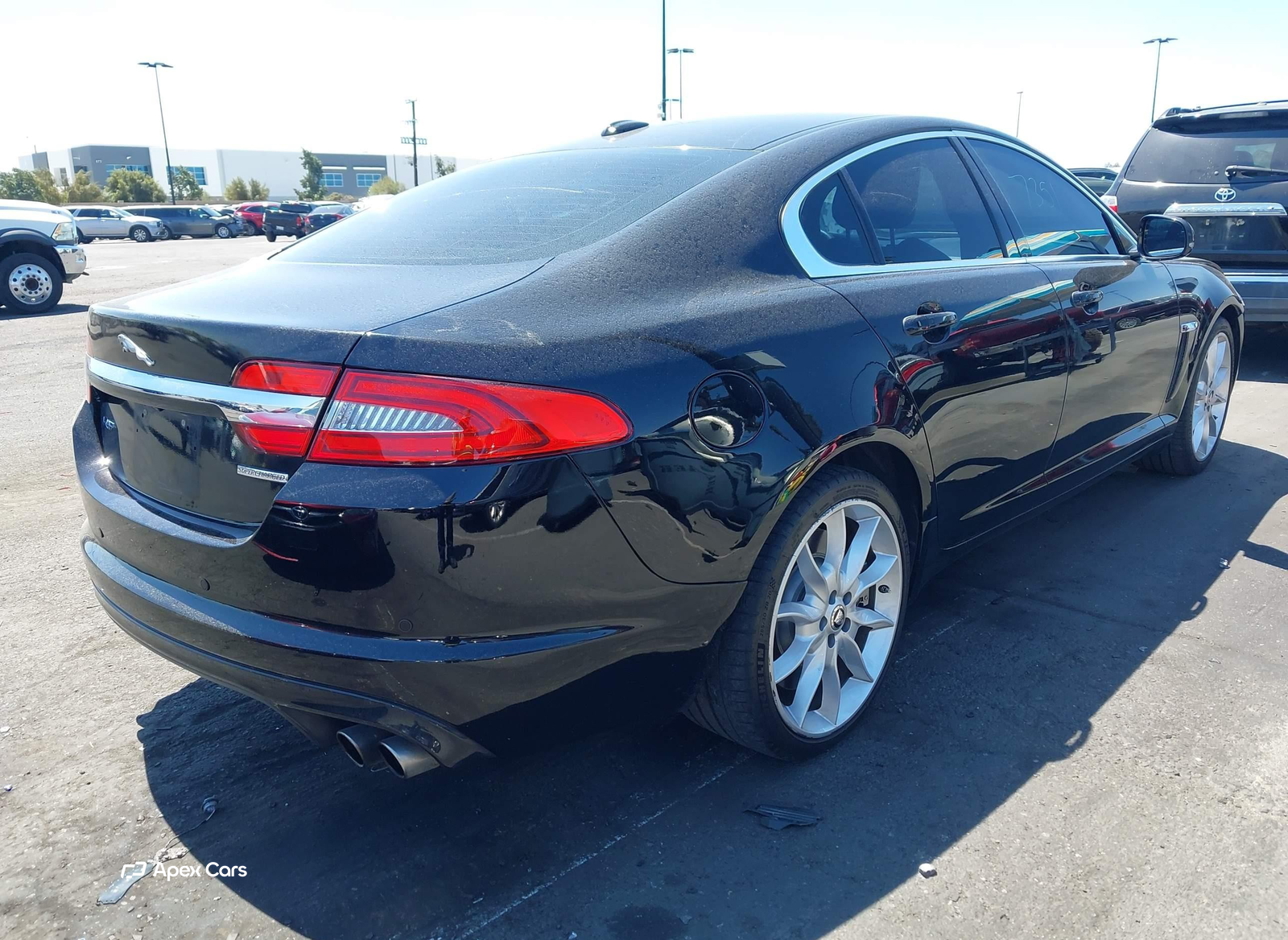 Jaguar XF 2012