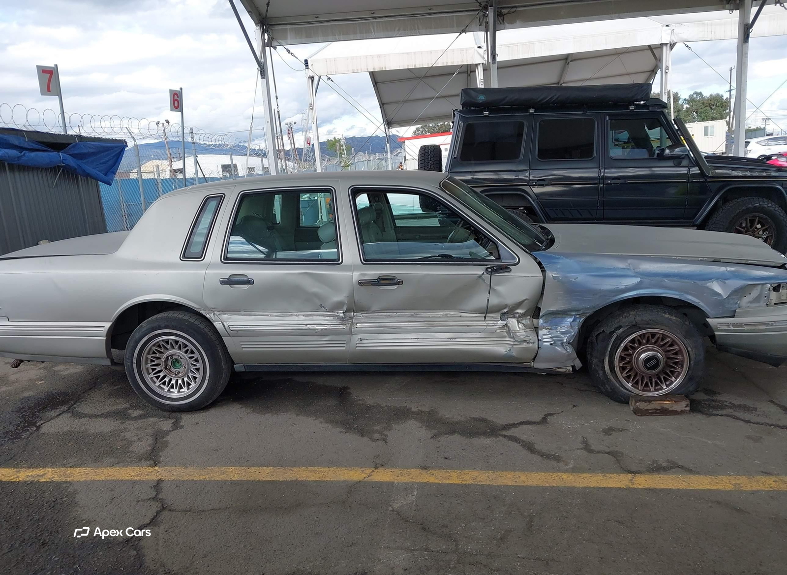 Lincoln Town Car 1997