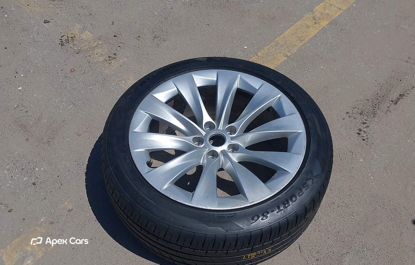 Tesla Model Y 2026