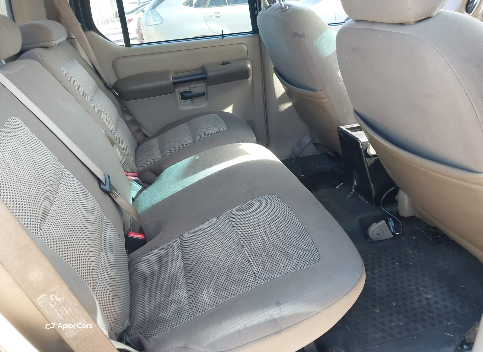 Ford Explorer Sport Trac 2004