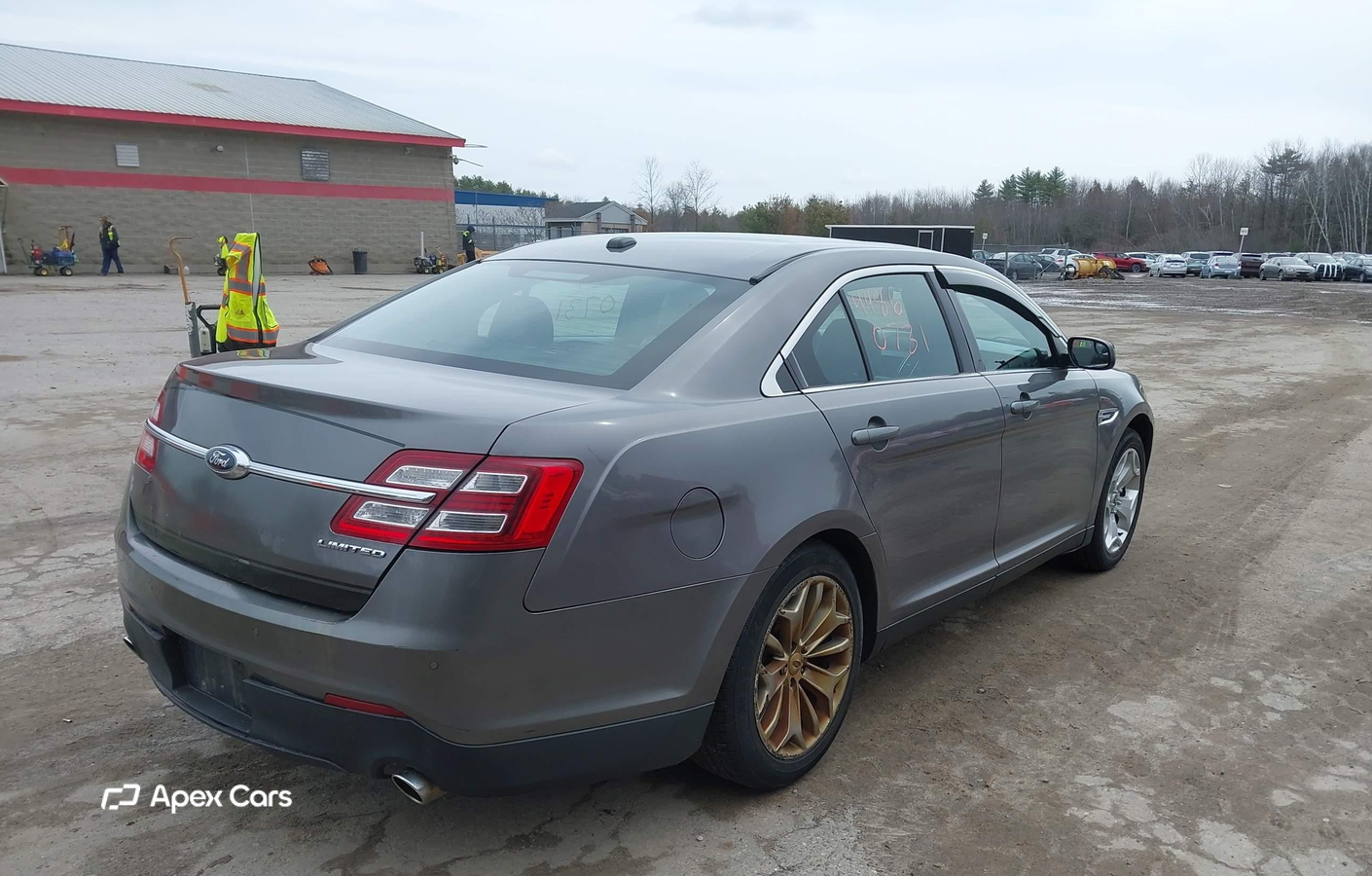Ford Taurus 2014