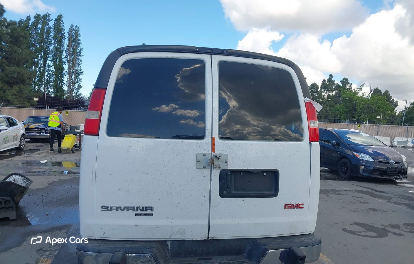 GMC Savana 2015