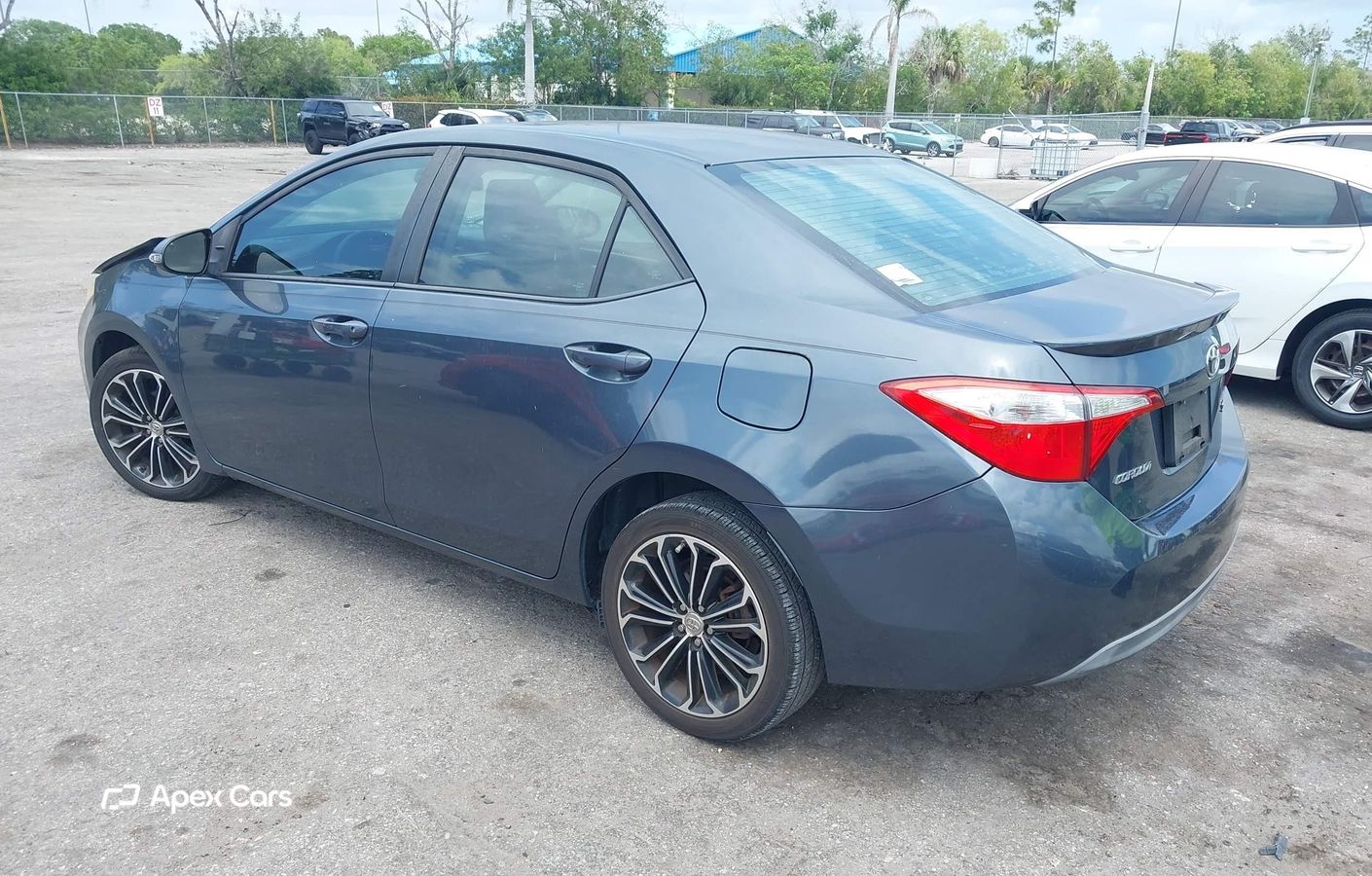 Toyota Corolla 2015