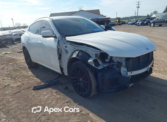 2017 Maserati Levante - Image 1 of 5