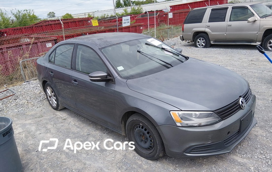 Volkswagen Jetta 2012 - Image 1 of 16