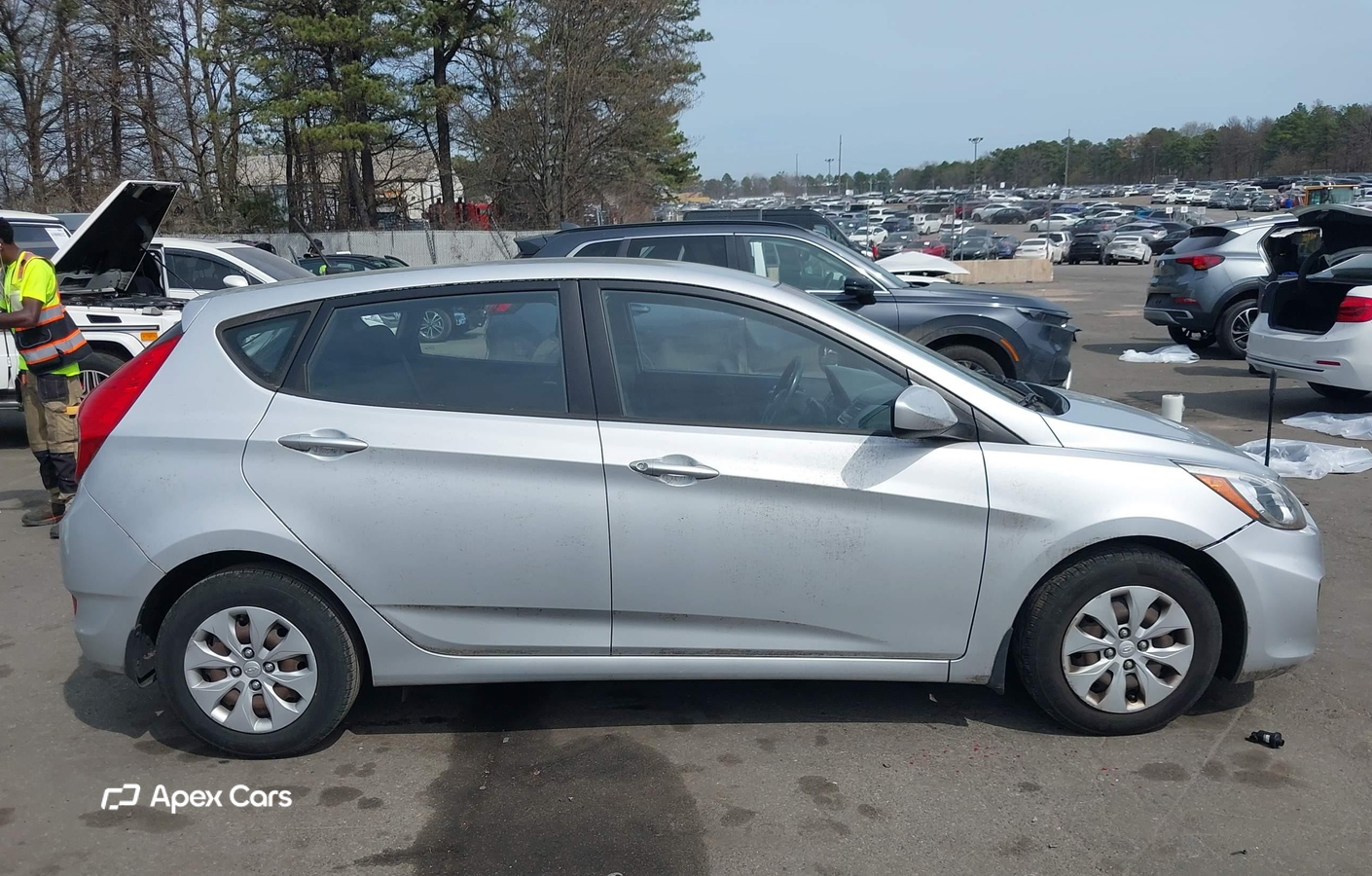 Hyundai Accent 2015