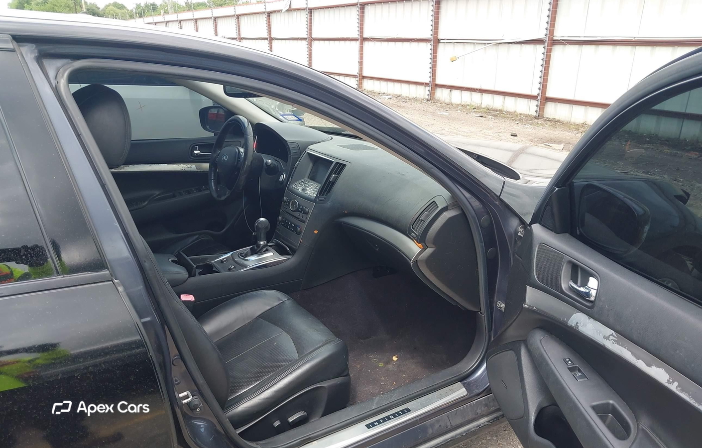 Infiniti G 2010