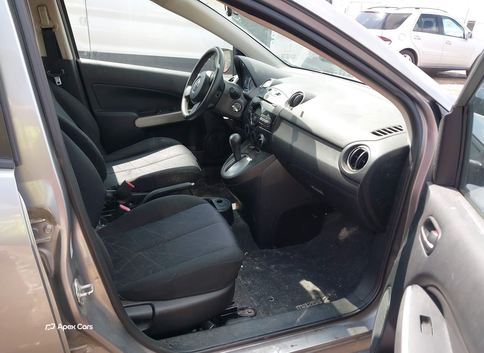 Mazda 2 2011