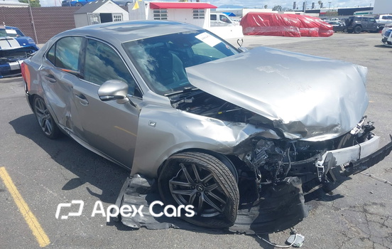 Lexus IS 2017 - Image 1 of 16