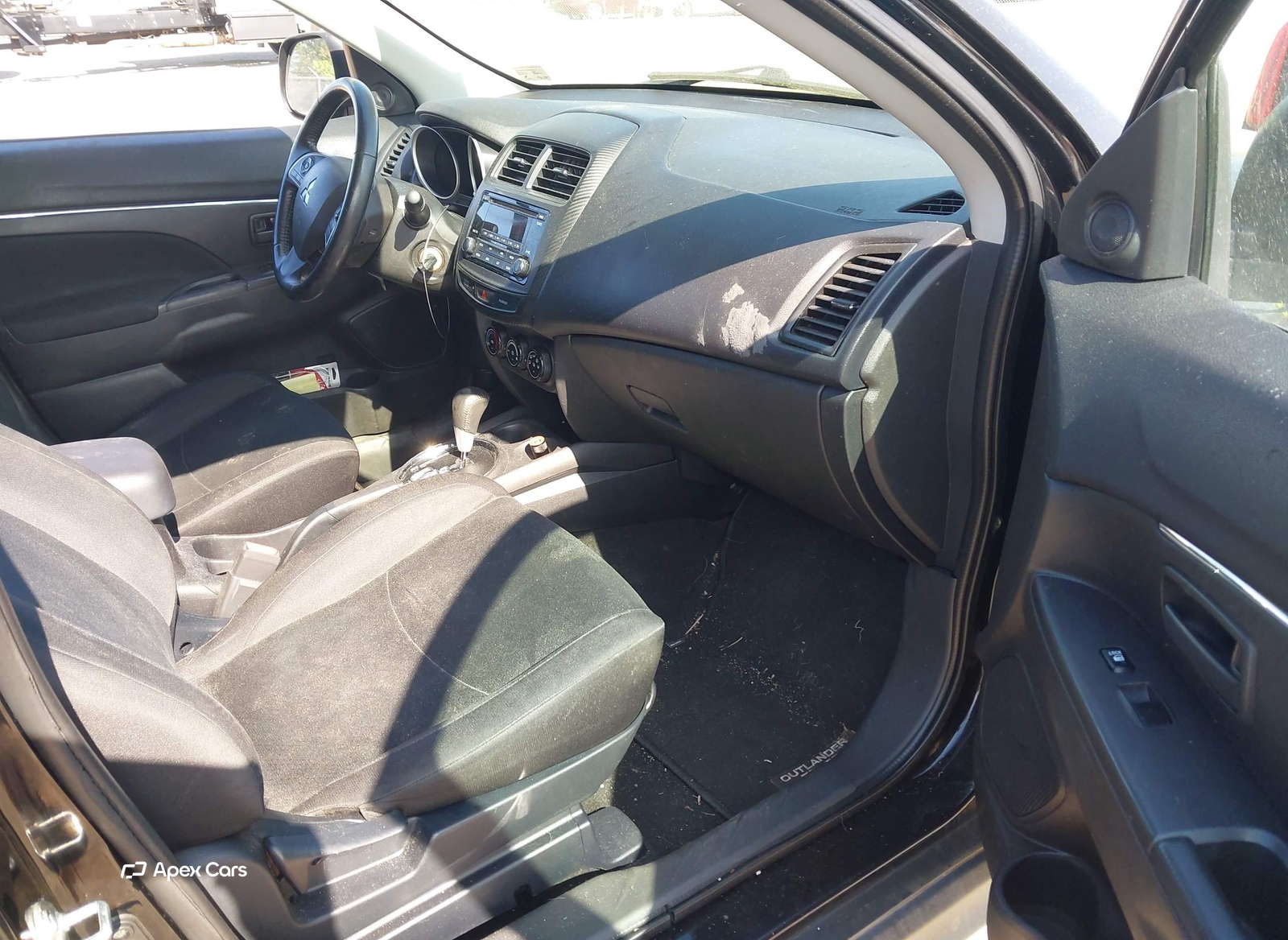 Mitsubishi Outlander 2015