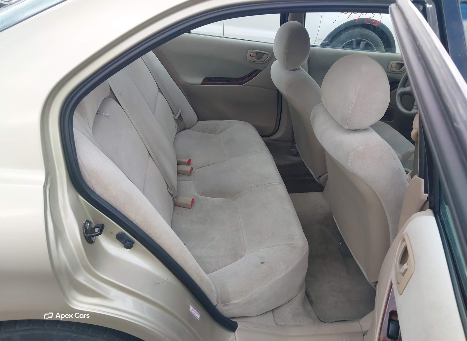 Mitsubishi Galant 2001