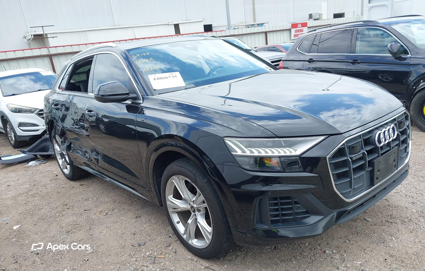 Audi Q8 2023
