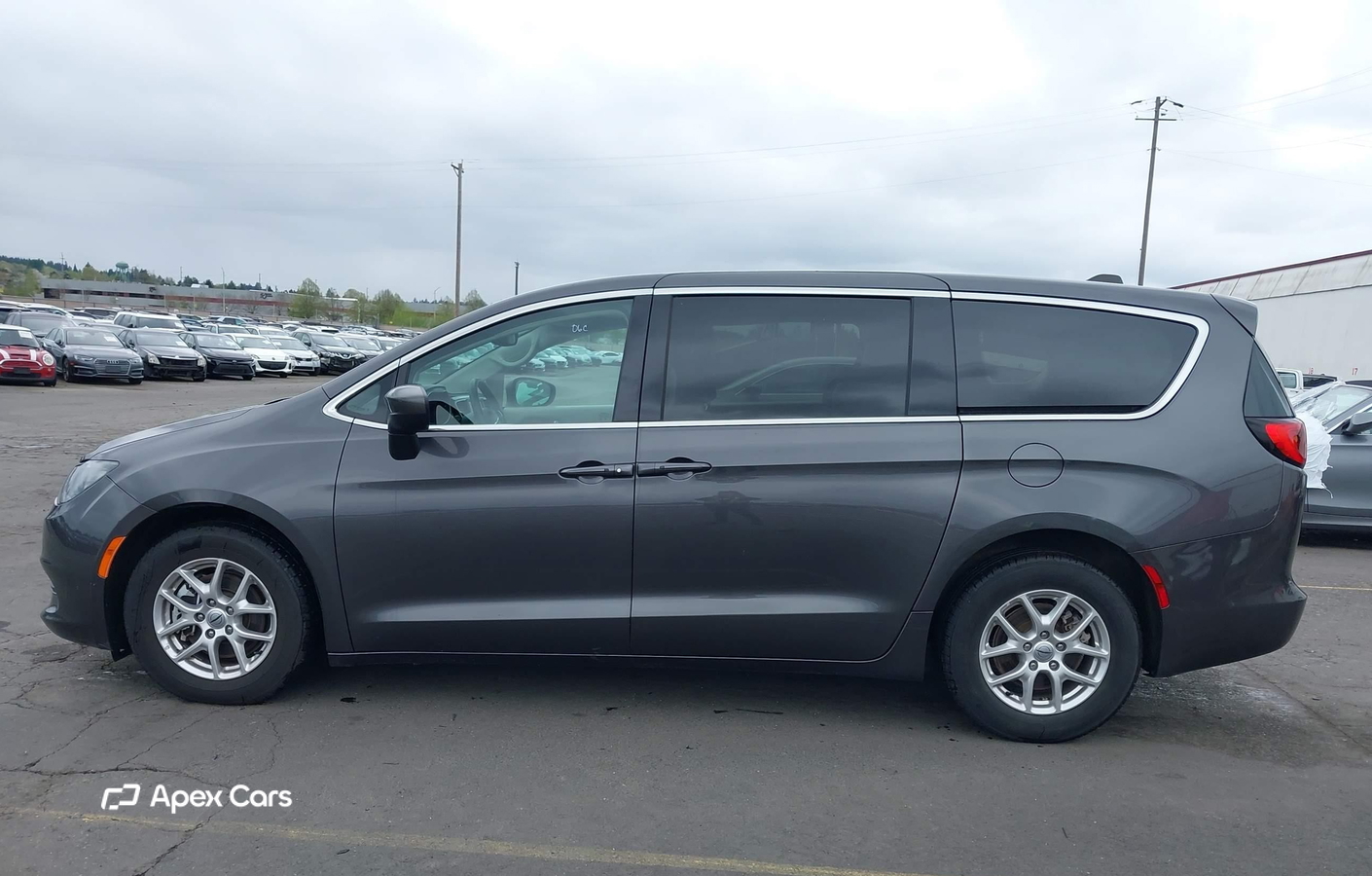 Chrysler Voyager 2023