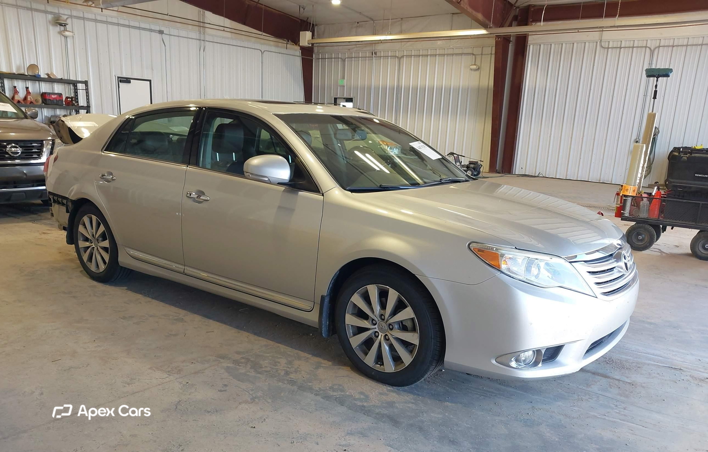 Toyota Avalon 2011