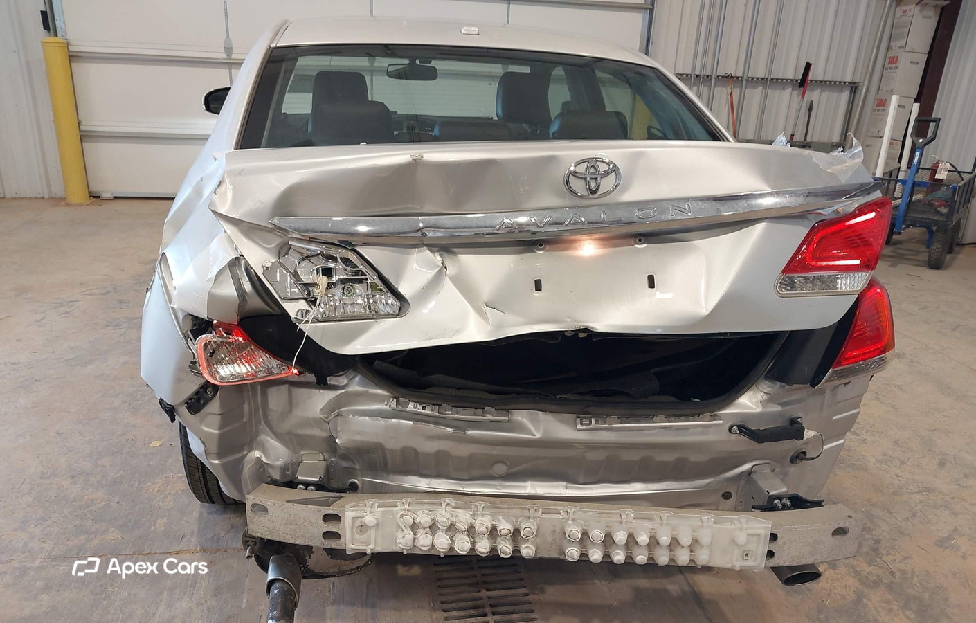 Toyota Avalon 2011