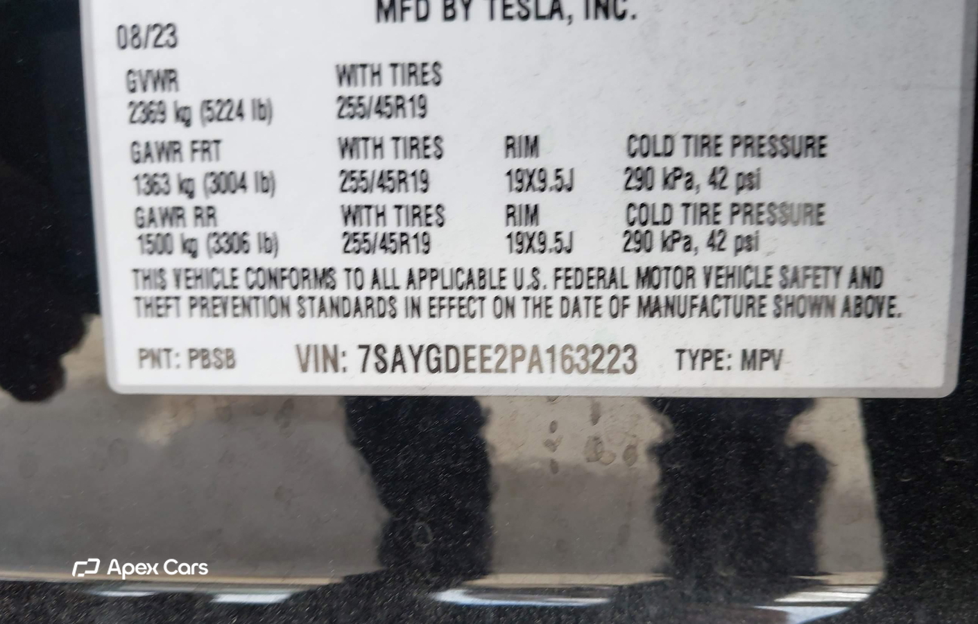 Tesla Model Y 2023