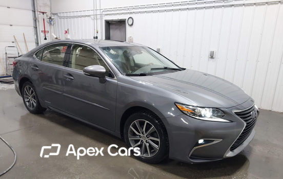 Lexus ES 2016 - Image 1 of 17