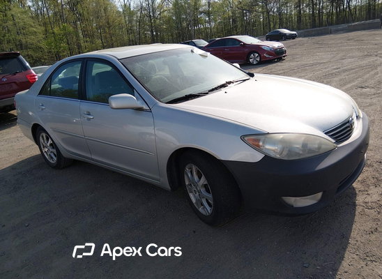 2005 Toyota Camry - Zdjęcie 1 z 5