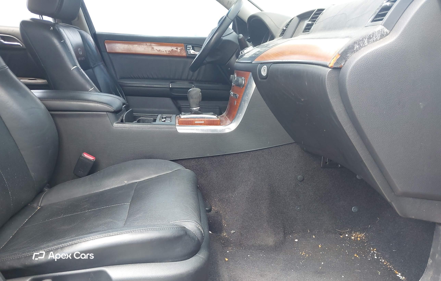 Infiniti M 2006