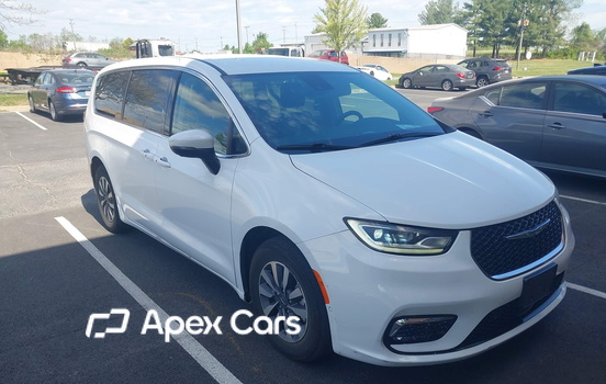 Chrysler Pacifica 2023 - Image 1 of 15