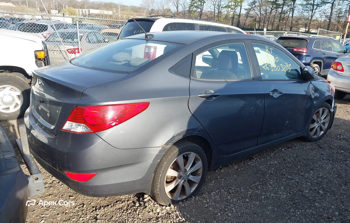 Hyundai Accent 2012