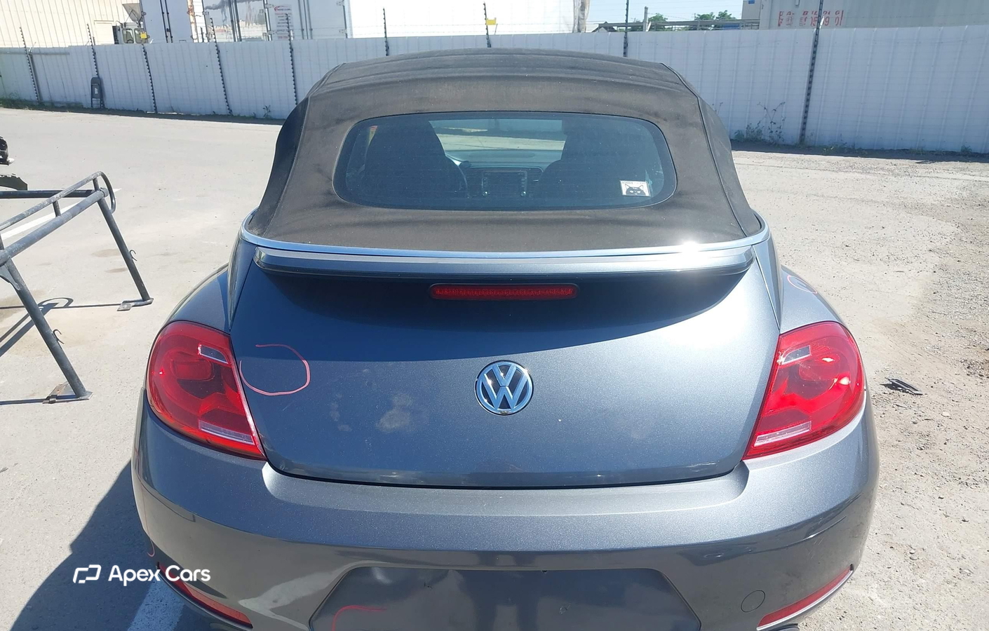 Volkswagen Beetle 2013