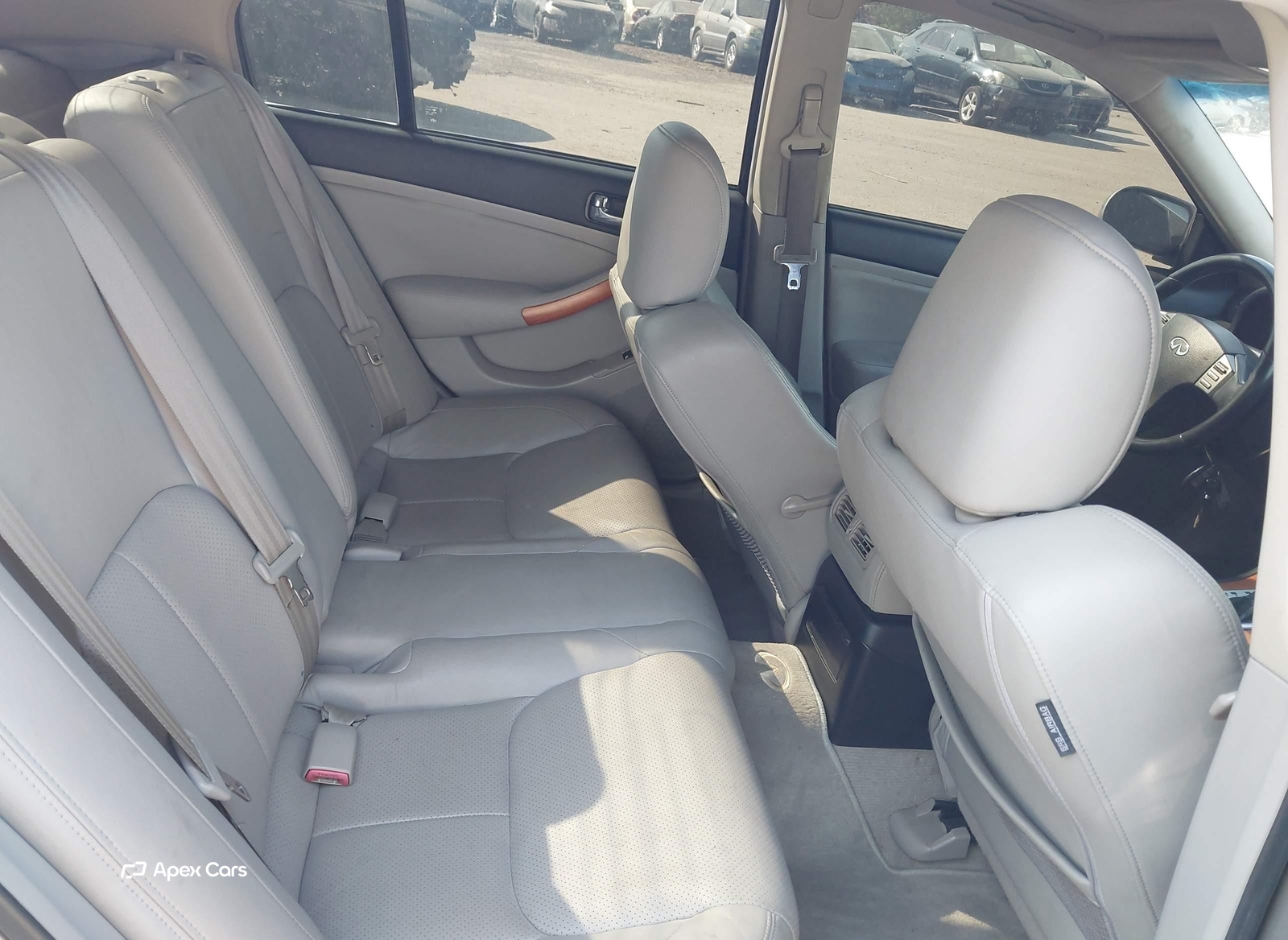 Infiniti G 2005