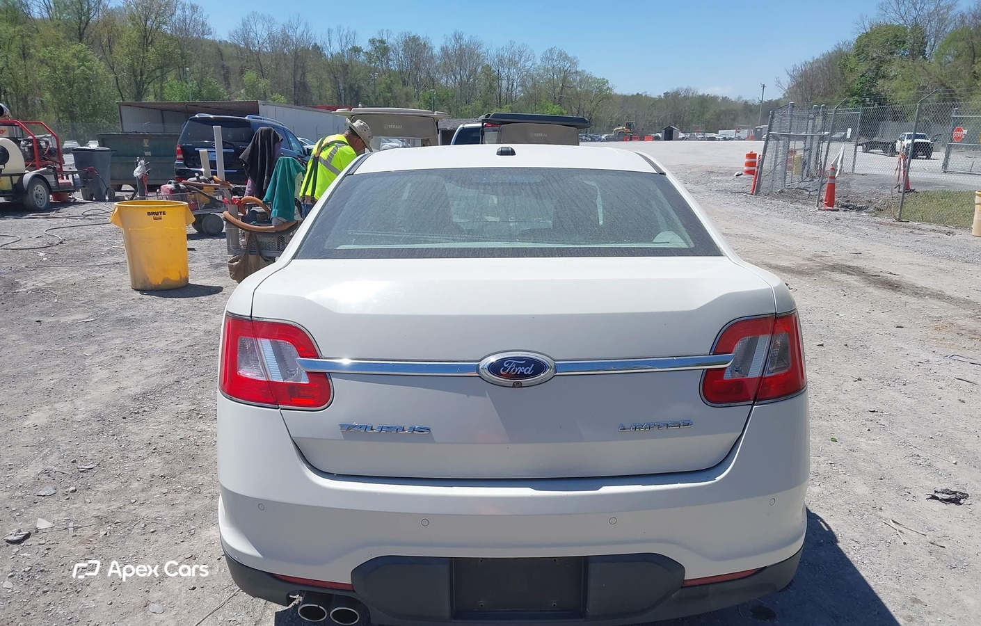 Ford Taurus 2010