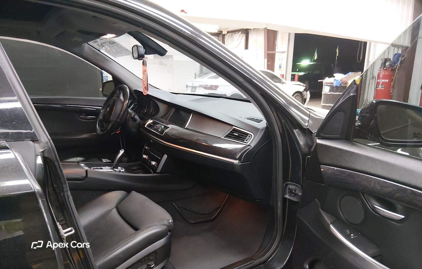 BMW Series 5 2011