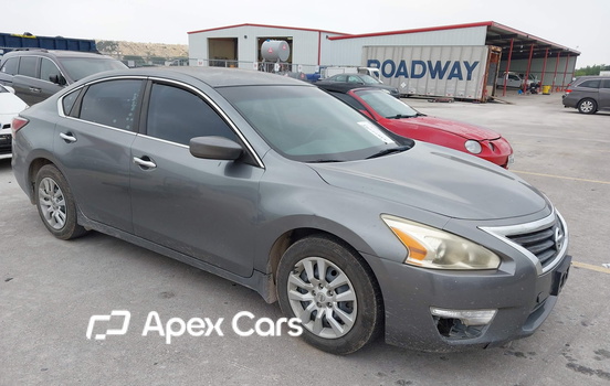 Nissan Altima 2015 - Image 1 of 11
