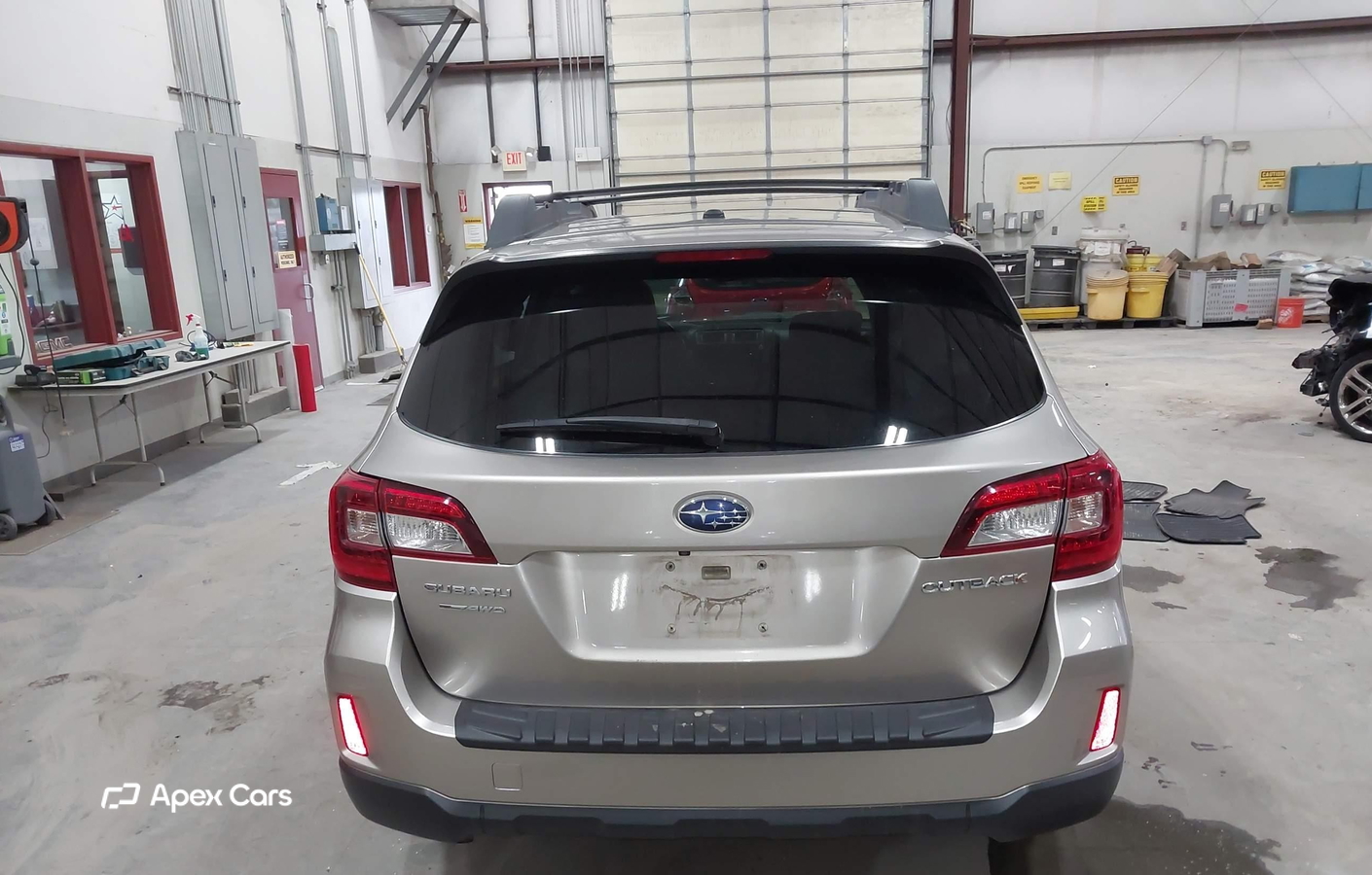 Subaru Outback 2015