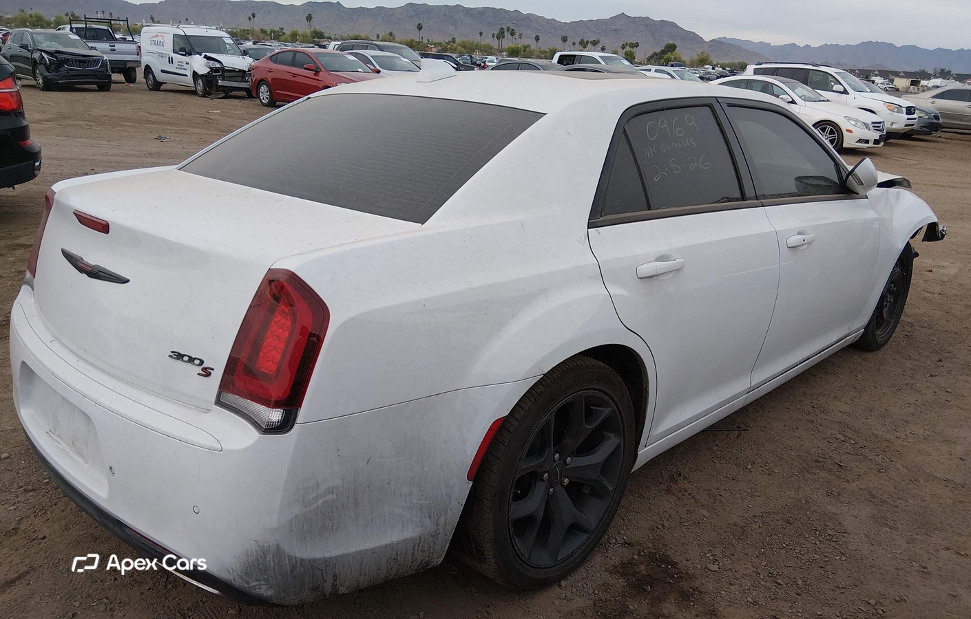 Chrysler 300 2022