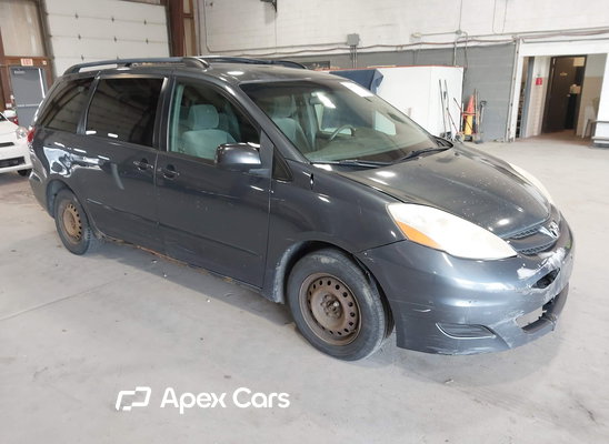 Toyota Sienna 2008 - Image 1 of 13