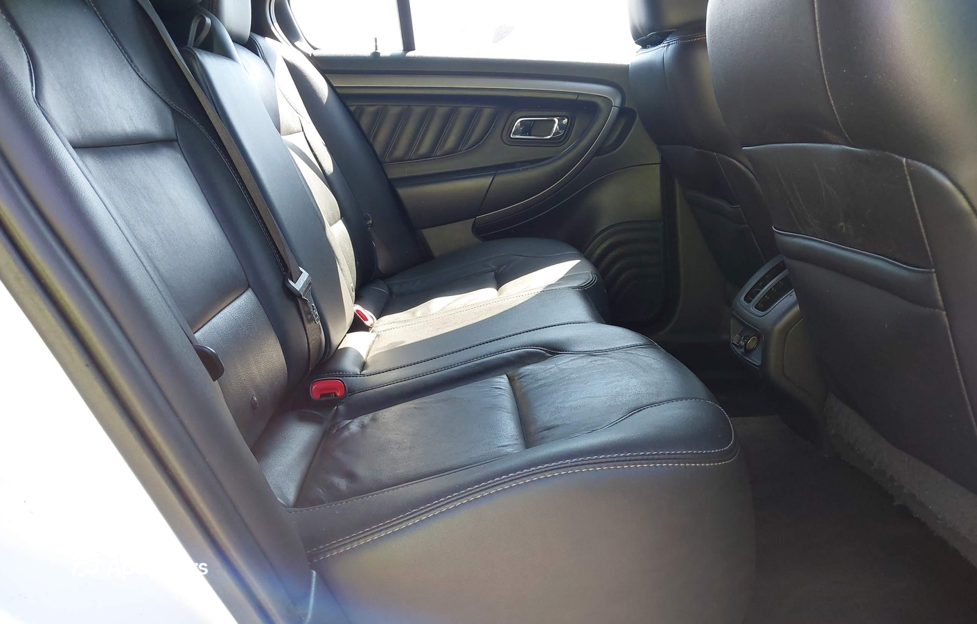 Ford Taurus 2015