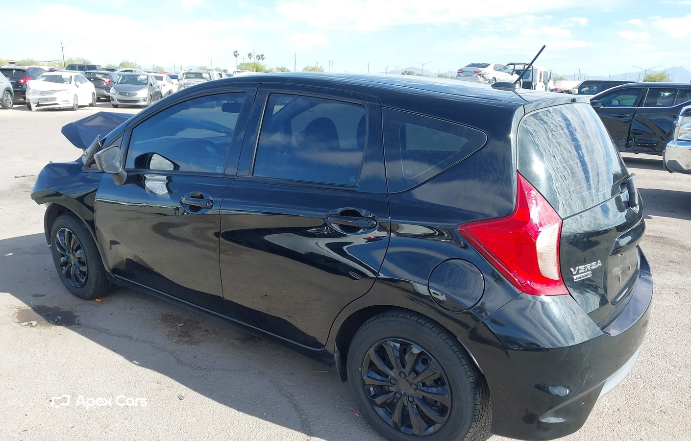 Nissan Versa 2018