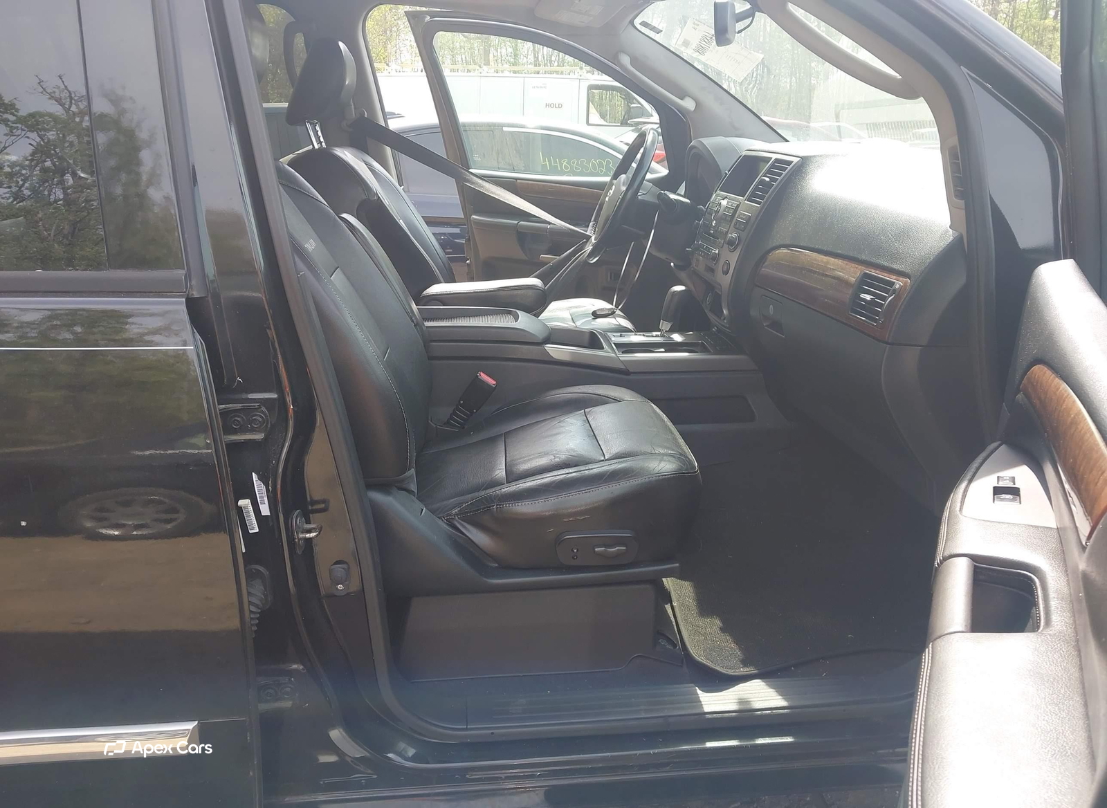 Nissan Armada 2010