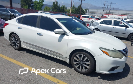 Nissan Altima 2016 - Image 1 of 11