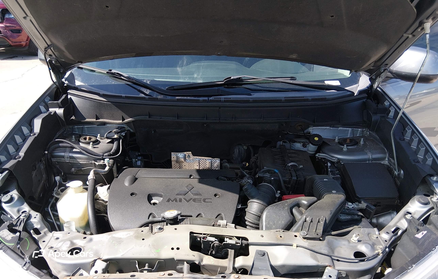 Mitsubishi Outlander 2015