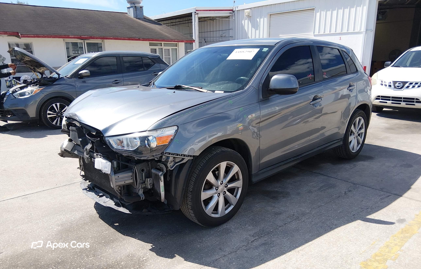 Mitsubishi Outlander 2015